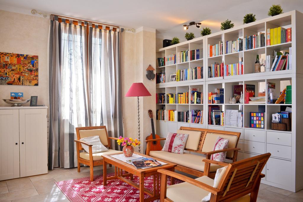 Pessighette Dimora Di Campagna Guest House Bosa Exterior photo