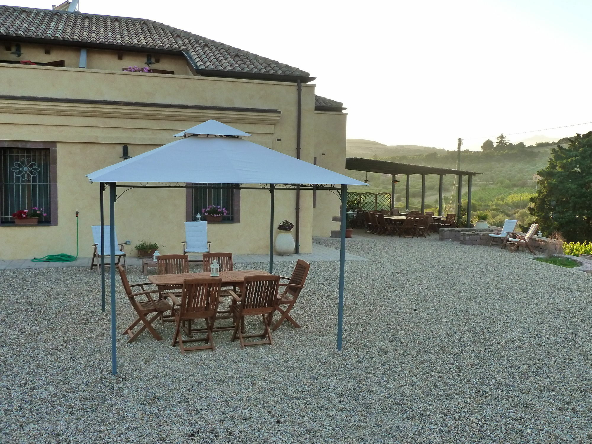 Pessighette Dimora Di Campagna Guest House Bosa Exterior photo